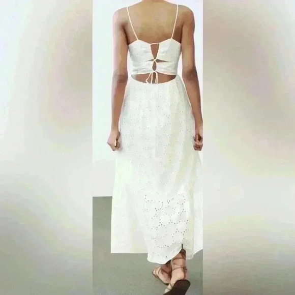 🔥🔥zara Embroidery midi dress - Picture 4 of 7